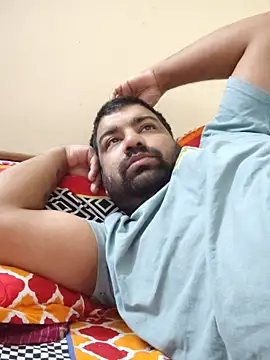 L9vefromAkhil online show from 11, 4, 2026