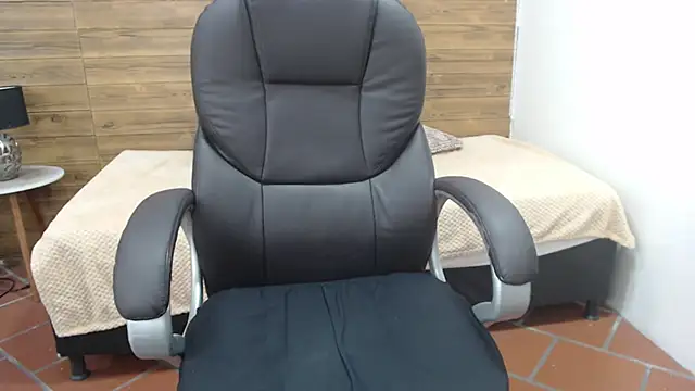 jhoellx online show from 13, 2, 2025