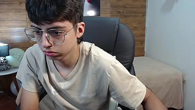 jhoellx online show from 9, 10, 2025