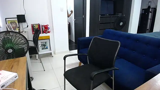 diabla sexyboobs online show from 19, 3, 2026