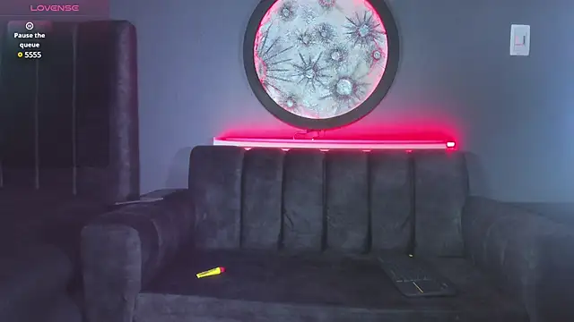 Snapshot of khriss_brown chatting on 25, 2, 2025 khriss brown online show from 25, 2, 2025