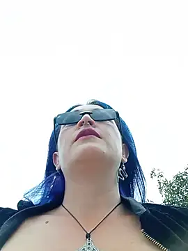 sophie banger online show from 11, 1, 2026