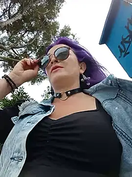 sophie banger online show from 13, 10, 2025