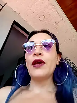 sophie banger online show from 30, 1, 2025