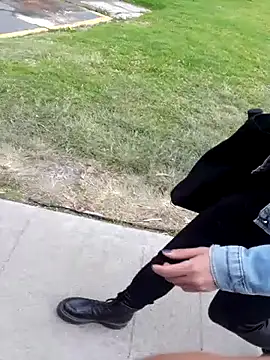 sophie banger online show from 6, 11, 2025