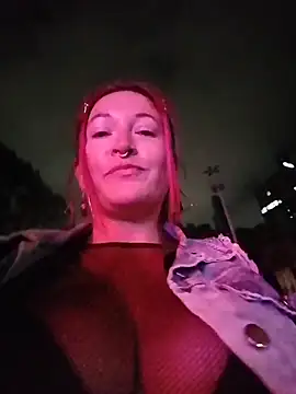 Snapshot of sophie_banger chatting on 8, 6, 2026 sophie banger online show from 8, 6, 2026
