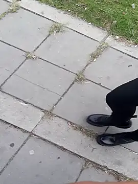 sophie banger online show from 2, 12, 2025