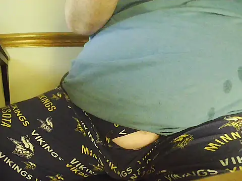 mnguy1972 online show from 15, 5, 2026
