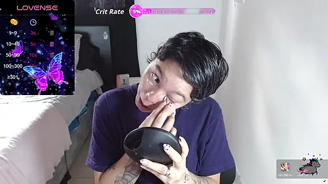 TRIXIE TANG28 online show from 14, 11, 2025