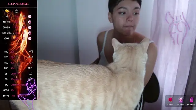 TRIXIE TANG28 online show from 22, 2, 2025