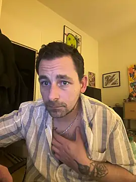 Snapshot of defbond420 chatting on 23, 1, 2025 defbond420 online show from 23, 1, 2025