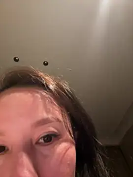 Krismil3 online show from 16, 4, 2026