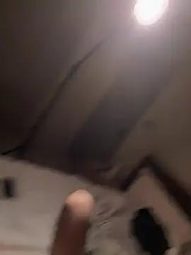 Krismil3 online show from 13, 4, 2026