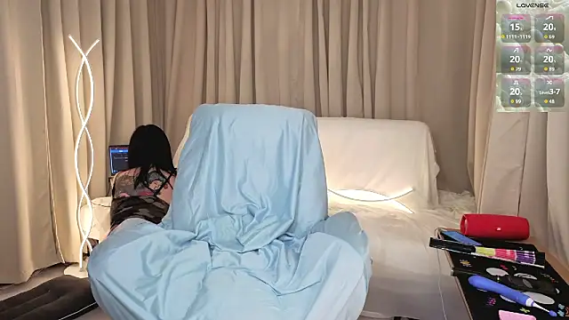 2hyun online show from 5, 11, 2025