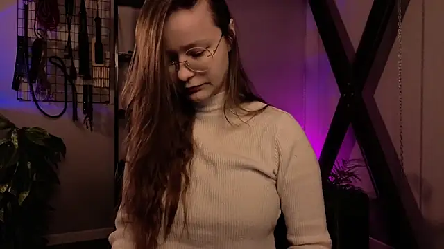 CassieCool online show from 27, 11, 2025