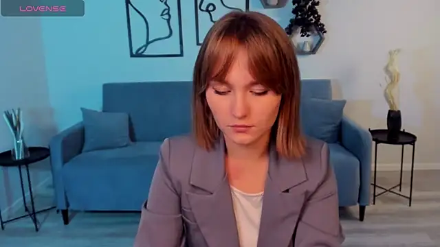 Snapshot of BritnieCute chatting on 22, 10, 2025 BritnieCute online show from 22, 10, 2025