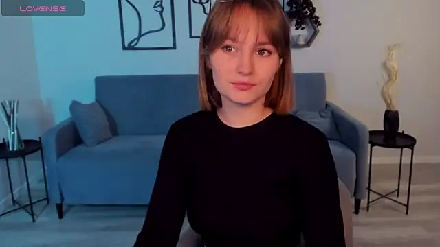 Snapshot of BritnieCute chatting on 16, 10, 2025 BritnieCute online show from 16, 10, 2025