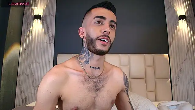 Snapshot of Marcelo_ruiz_ chatting on 7, 10, 2025 Marcelo ruiz online show from 7, 10, 2025