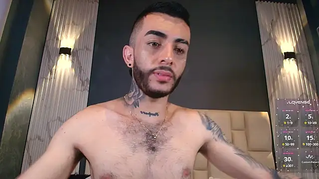 Snapshot of Marcelo_ruiz_ chatting on 12, 11, 2025 Marcelo ruiz online show from 12, 11, 2025