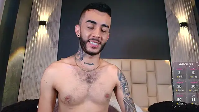 Snapshot of Marcelo_ruiz_ chatting on 30, 10, 2025 Marcelo ruiz online show from 30, 10, 2025