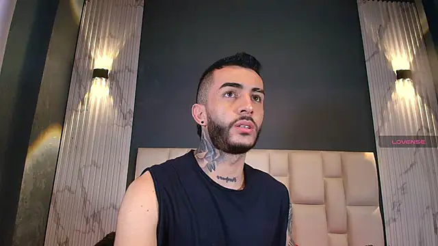 Snapshot of Marcelo_ruiz_ chatting on 6, 11, 2025 Marcelo ruiz online show from 6, 11, 2025