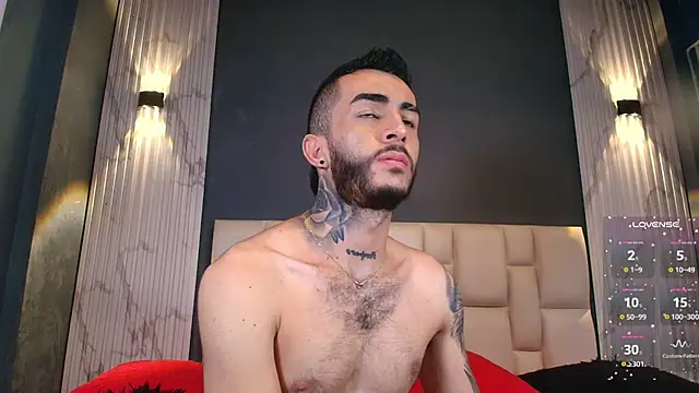 Snapshot of Marcelo_ruiz_ chatting on 8, 11, 2025 Marcelo ruiz online show from 8, 11, 2025