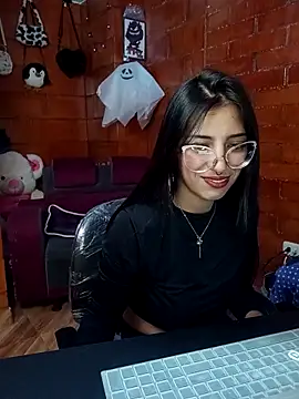 Raven  purple online show from 9, 3, 2025