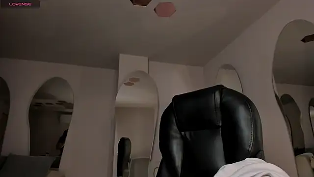 Snapshot of ChloePreston_ chatting on 1, 7, 2026 ChloePreston online show from 1, 7, 2026