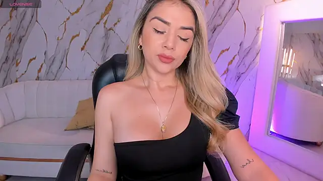 ChloePreston  online show from 12, 2, 2026