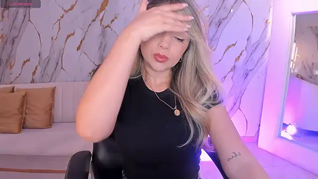 ChloePreston  online show from 11, 2, 2026