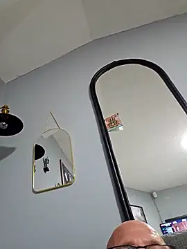 dickinyouto online show from 16, 4, 2026