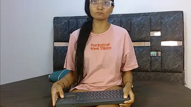 valentina lov online show from 29, 9, 2025