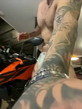 LeoSalvatore  online show from 3, 3, 2025