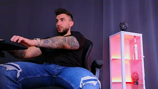 MightyAaron66 online show from 2, 3, 2025