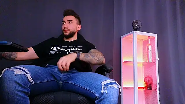 MightyAaron66 online show from 11, 3, 2025