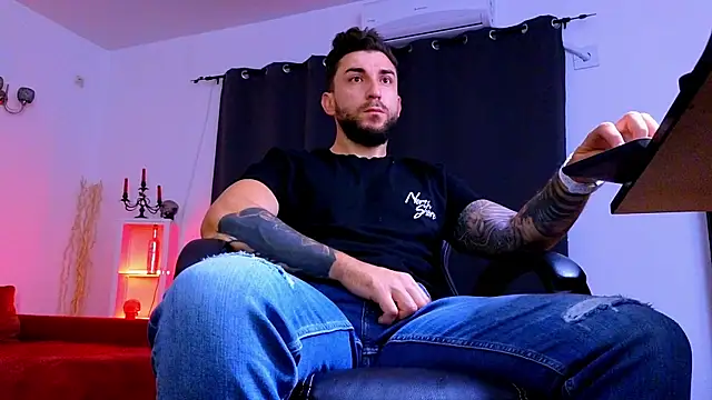 MightyAaron66 online show from 15, 7, 2026