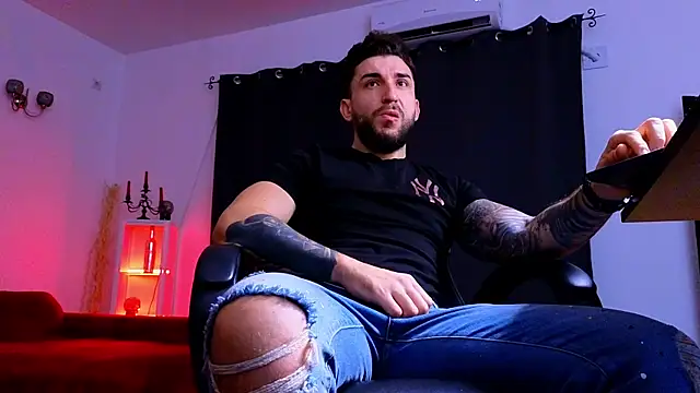 MightyAaron66 online show from 3, 12, 2025