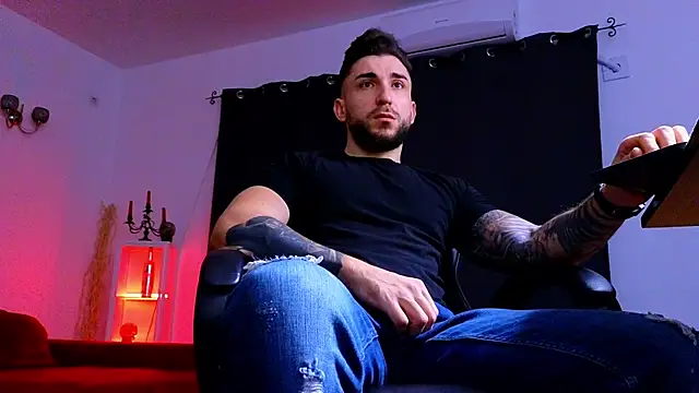 MightyAaron66 online show from 19, 12, 2025