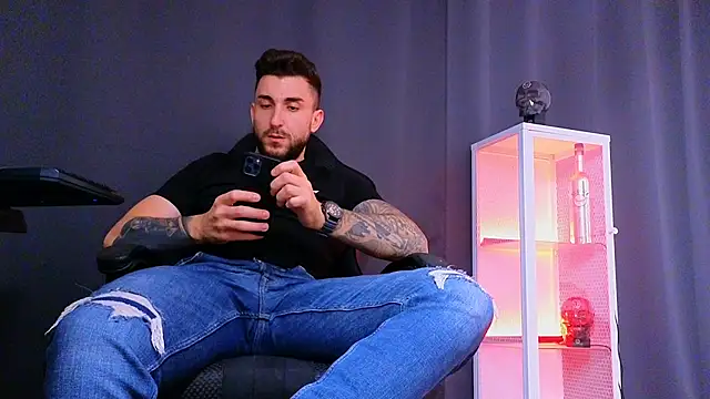 MightyAaron66 online show from 3, 3, 2025