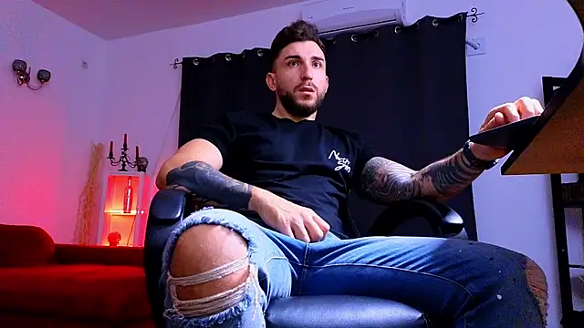 MightyAaron66 online show from 16, 10, 2025