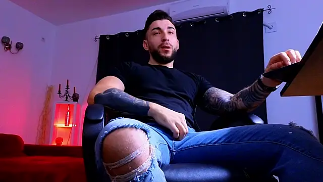 MightyAaron66 online show from 21, 12, 2025