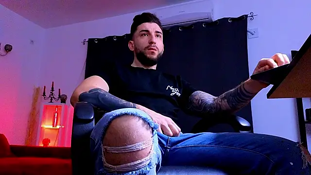 MightyAaron66 online show from 9, 2, 2026