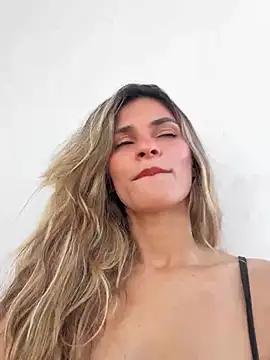 cuteluci  online show from 15, 6, 2026