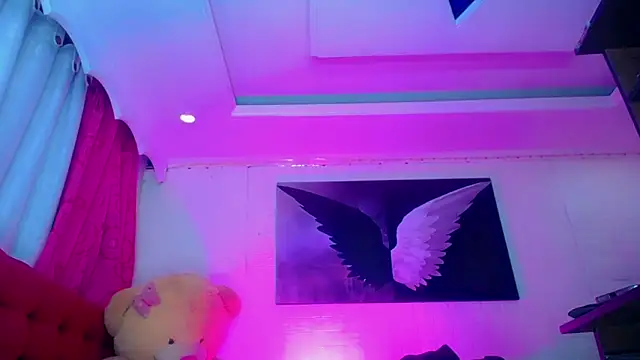 NahomiCamper online show from 18, 12, 2025