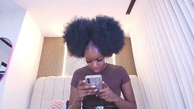 kata hazel online show from 21, 3, 2026