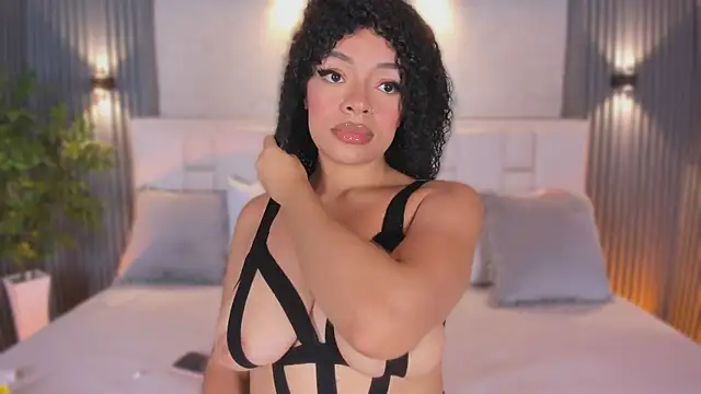 Alyssa Houston online show from 8, 7, 2026