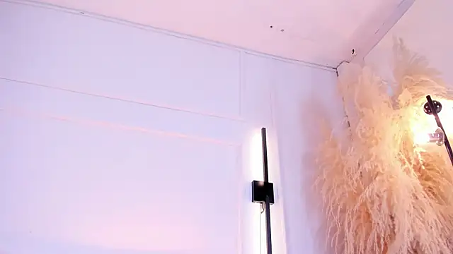 Alyssa Houston online show from 29, 4, 2026