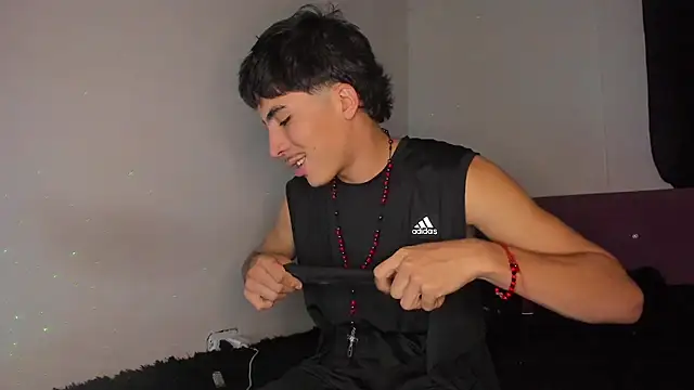 Snapshot of HeellBoy_ chatting on 27, 7, 2026 HeellBoy online show from 27, 7, 2026