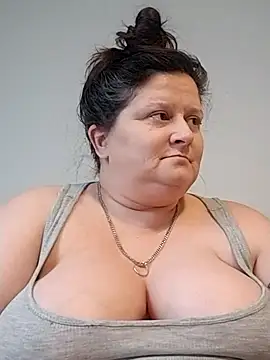 staceysmomfow online show from 11, 1, 2025