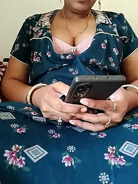 samitasharma online show from 19, 4, 2026